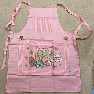 Precious Moments Apron